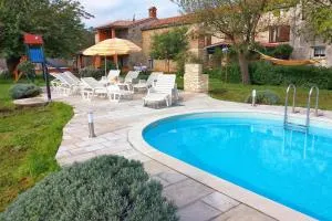 Family friendly house with a swimming pool Guran, Central Istria - Sredisnja Istra - 7373 - Divšići