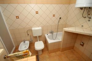 Family-friendly apartments with swimming pool Krnica, Marcana - 7357