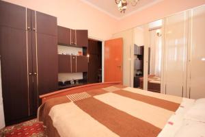 Apartments with a swimming pool Sveti Bartul, Labin - 7392