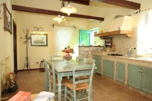 Family friendly apartments with a swimming pool Sumber, Central Istria - Sredisnja Istra - 7332