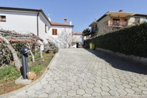 Apartment Katarina Zambratija 3