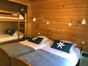 Chalets Le Chalet Savoyard - Vos vacances familiales et cosy de 6 a 14 pers : photos des chambres