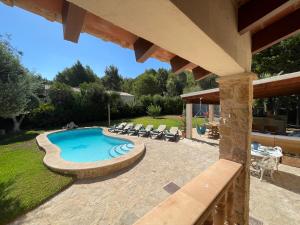 Nostra Caseta villa with pool & marina view near beaches
