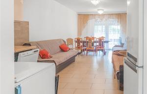Stunning Apartment In Dominikowo With Wifi