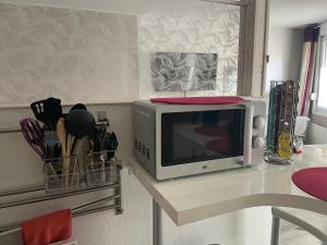 Studio rez-de-chaussée, à LesquinLille aéroport