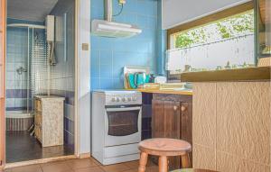 2 Bedroom Lovely Apartment In Wolin