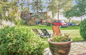 2 Bedroom Lovely Apartment In Wolin