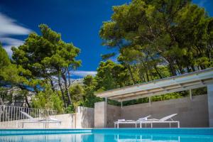 Brela - room for two