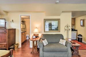 Studio in College Station with Expansive Deck!