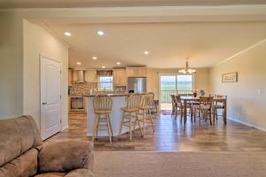 Mtn Gem with Breathtaking Scenery 7 Mi to Dtwn