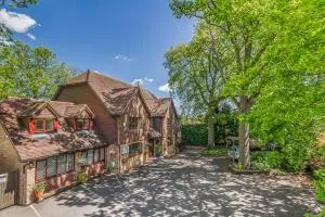 Pretty Maid House B&B - Stansted