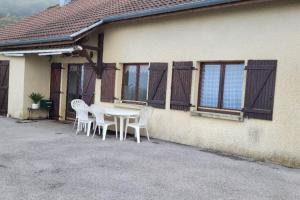 Maisons de vacances Gite a la ferme du Lomont : photos des chambres