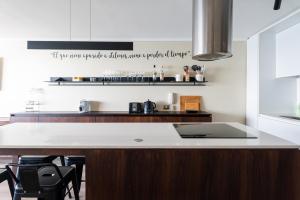 Neptuno Apartment 2BR WSea View & Parking