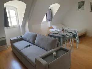 Charmant studio fonctionnel au centre de la ville - Changé