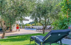 Beautiful Home In Porec With Kitchen