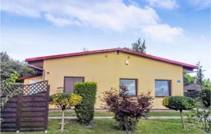 Nice Apartment In Kopalino With Wifi
