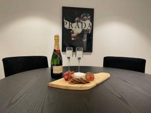 Lux 3 Bedroom Apartment in Southbank