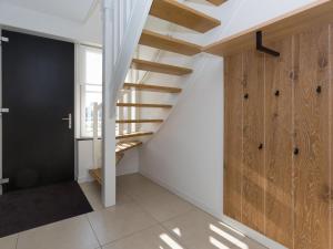 Villa in Friesland with Jacuzzi and Sauna