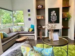 Ribbonwood Treetops cottage - Poukawa