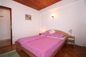 Apartments by the sea Jelsa, Hvar - 8783