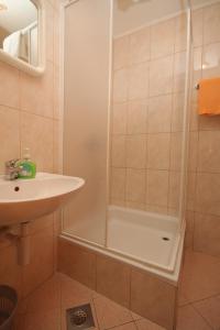 Apartments with a parking space Cavtat, Dubrovnik - 8965