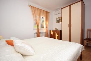 Apartments with a parking space Cavtat, Dubrovnik - 9041