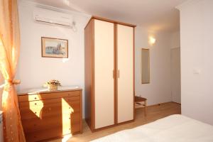 Apartments with a parking space Cavtat, Dubrovnik - 9041