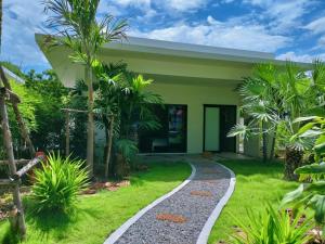 Sunset resorts and bar