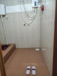 CiTY Roomstay Budget Midtown Kuala Terengganu 2queen beds