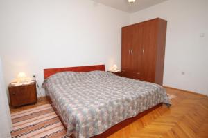 Apartments with parking space Zavala, Hvar - 8802