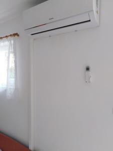 Apartments by the sea Valun, Cres - 8081