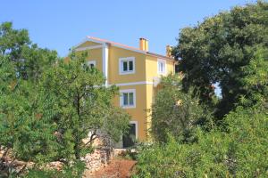 Family friendly apartments with a swimming pool Sali, Dugi otok - 8083