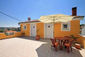 Apartments by the sea Sali, Dugi otok - 8110