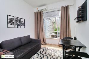 Studio com linda vista para a praia de Copacabana