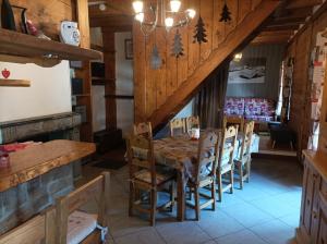 Chalets La Ferme d'Henriette, a Samoens : photos des chambres