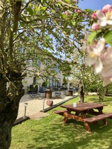 B&B / Chambres d'hotes Le Relais D'Aulnay : photos des chambres