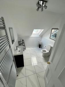 57 Main Street Newcastle Luxury Central Apartment