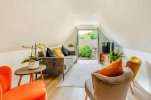 Little Thatch Lovely 2-Bed Converted Workshop Near Weymouth