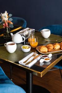 Hotels Hotel - Restaurant Le Globe : photos des chambres