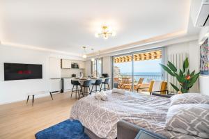 Appartements Baie de Monaco, Vue Mer, Terrasse, Parking Gratuit : photos des chambres