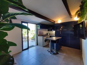 Appartements L'OUSTO - Studio avec magnifique Terrasse a 5 min de Cassis : photos des chambres