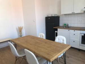 Appartements Charmant T2 de 48m2 au coeur du village de Lezignan-Corbieres : photos des chambres