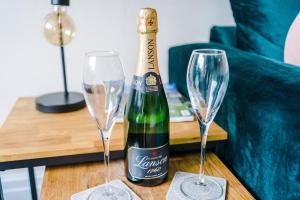 Charming 3-Bed cottage in Chester, ideal for Families & Workers, FREE Parking - Sleeps 7