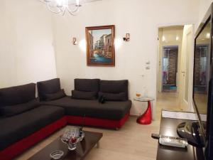 Cosy penthouse next to metro