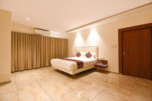 FabHotel High Rise - Marathalli