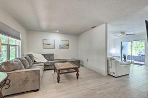 Lovely Lakeland Home w Game Room, Near Lake!