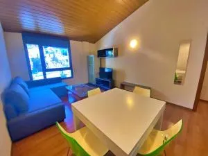 Tucamp 4.2 Hasta 4 personas junto al Funicamp - Encamp