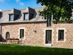 Longère bretonne chaleureuse près de la mer - Le Faouët