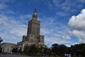 Be my Guest - Krucza Elegant Apartment - Rondo de Gaullea Center of Warsaw Metro Wi-Fi Breakfast