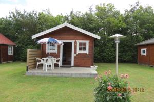 Bungalow with Patio room in Holme Å Camping & Cottages